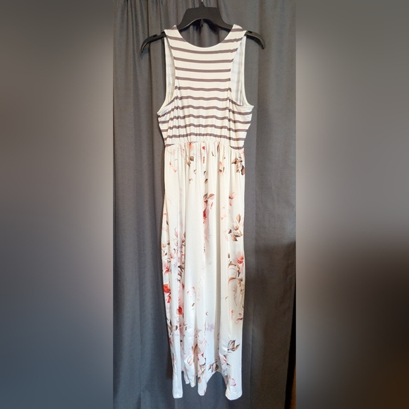 NWOT Striped Floral Maxi Dress Sz. M - Picture 2 of 3